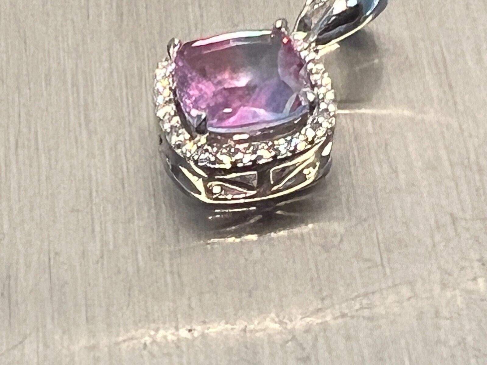 Anhänger: Wunderschöner Anhänger Silber 925 herrlicher Stein Entourage – Neu (gemäss Beschreibung) aus Basel von ivoli 2