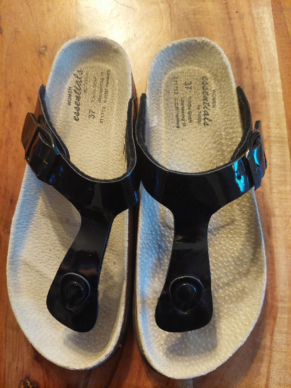 Scarpe da donna: Sandalen schwarz Grösse 37 gebraucht – Usato da Sissach venduto da zwwerg 1