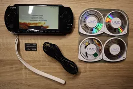 SONY PSP Konsole mit Zubehör - Games & Film - Top Zustand