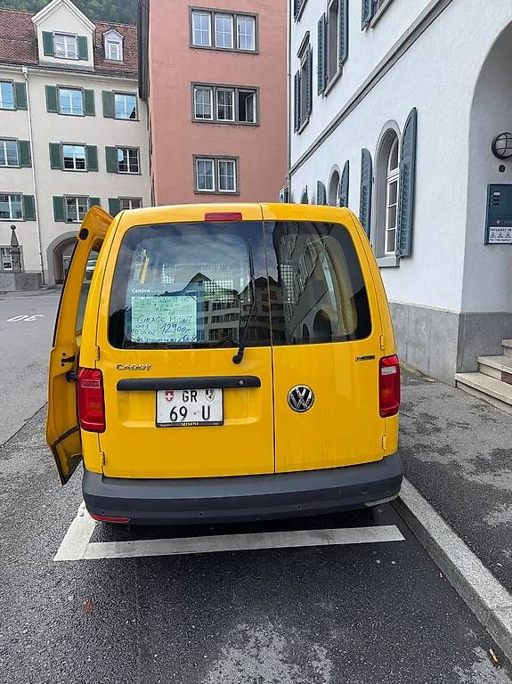 Veicoli commerciali: VW CADDY TDI 4x4 Automat  – Usato da Chur venduto da Cardinal1 4