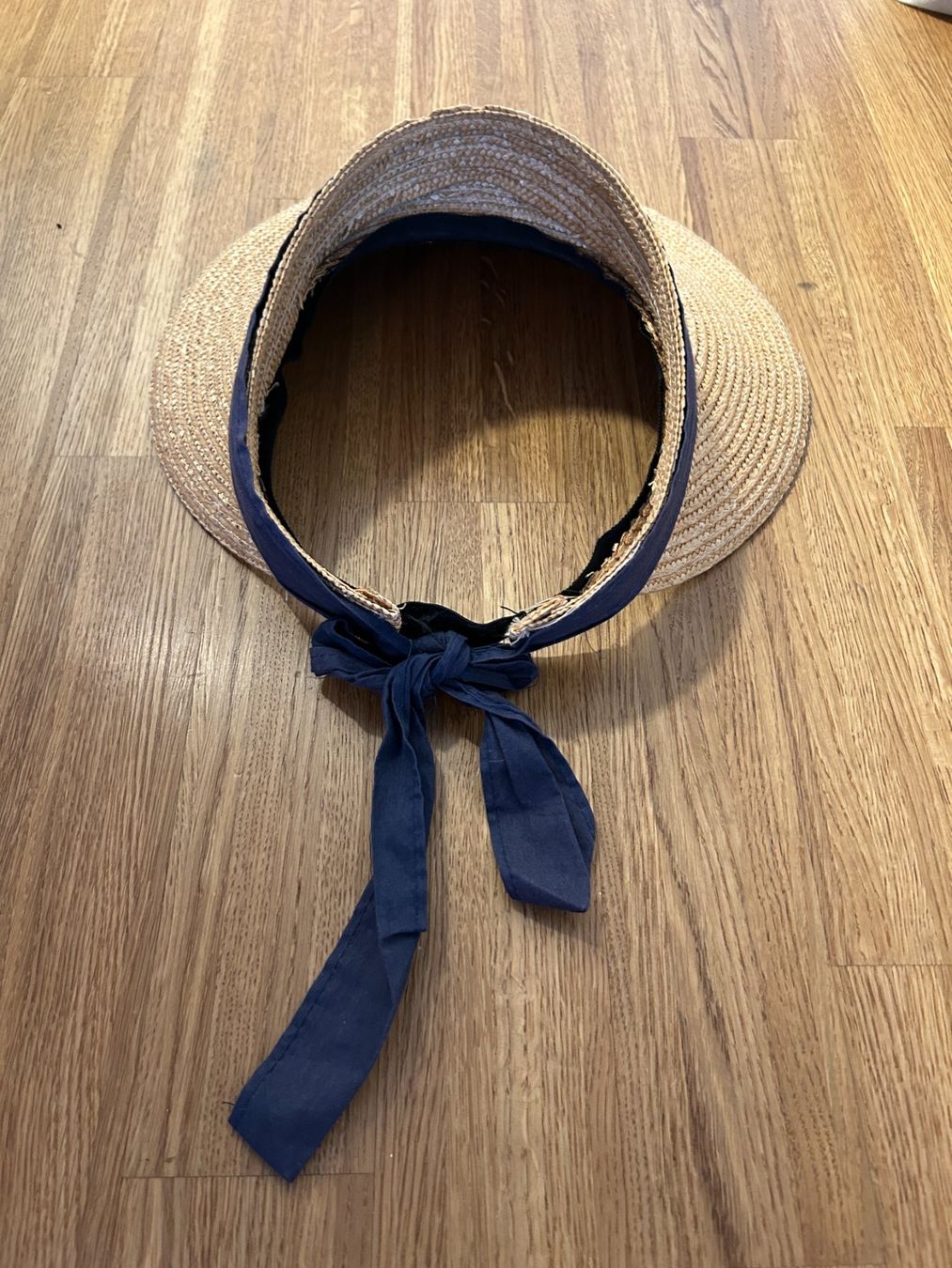 Copricapi, berretti & cappellini: Sommerhut mit Schlaufe für den Strand – Usato da Küsnacht ZH venduto da filo_fila8700 1
