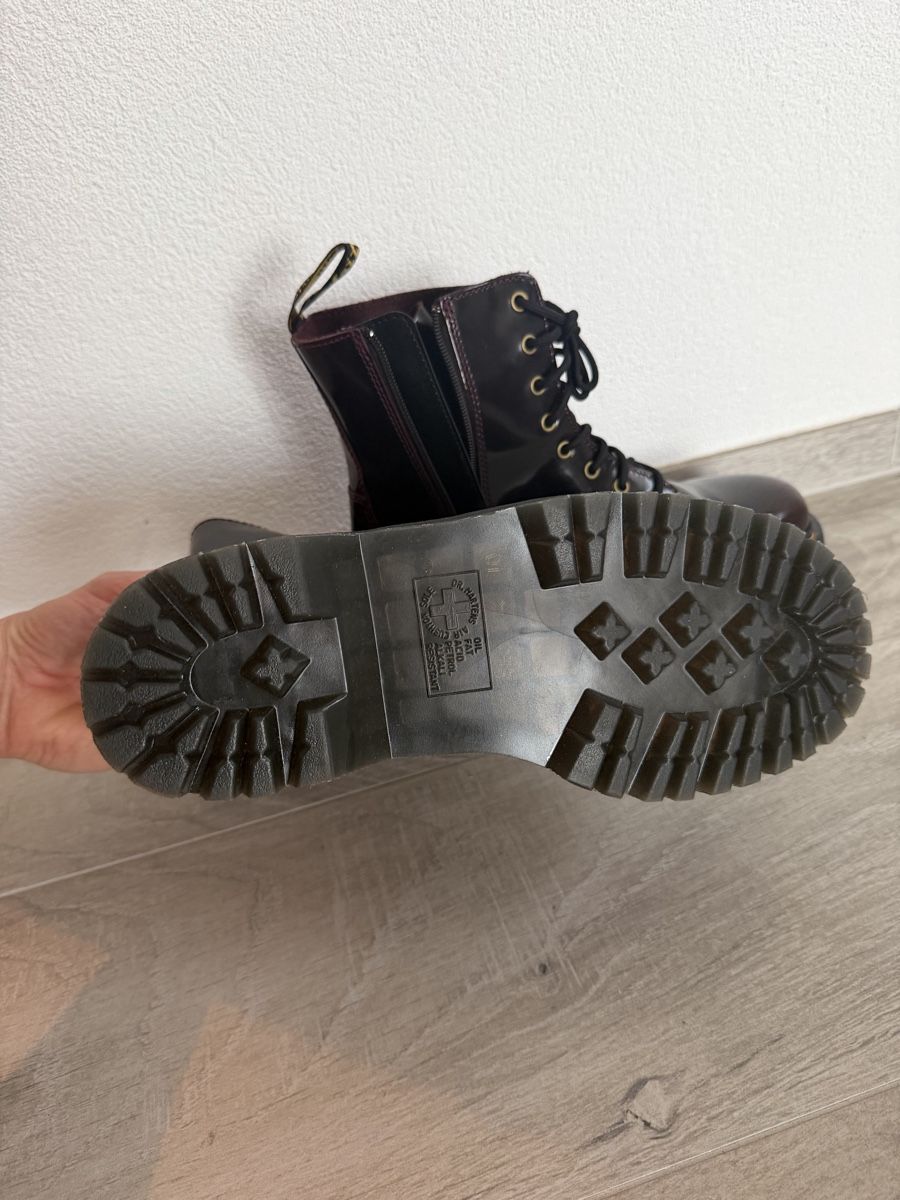Dr. Martens Chaussures femmes: Doc Martens, bordeaux, Gr.44 – Neuf (Voir description) à Châbles FR par celine61 3