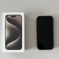 iPhone 15 Pro Max mit Hülle, Gebrauchsspuren
