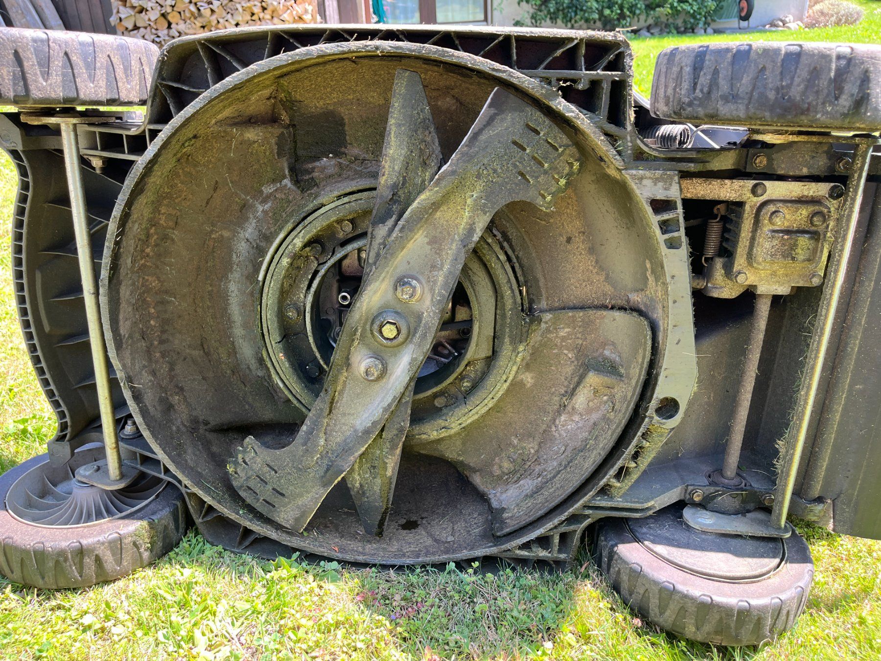 Honda Tondeuses à gazon: Rasenmäher Honda CRX 476 – D'occasion à Rüegsbach par Mobud 5