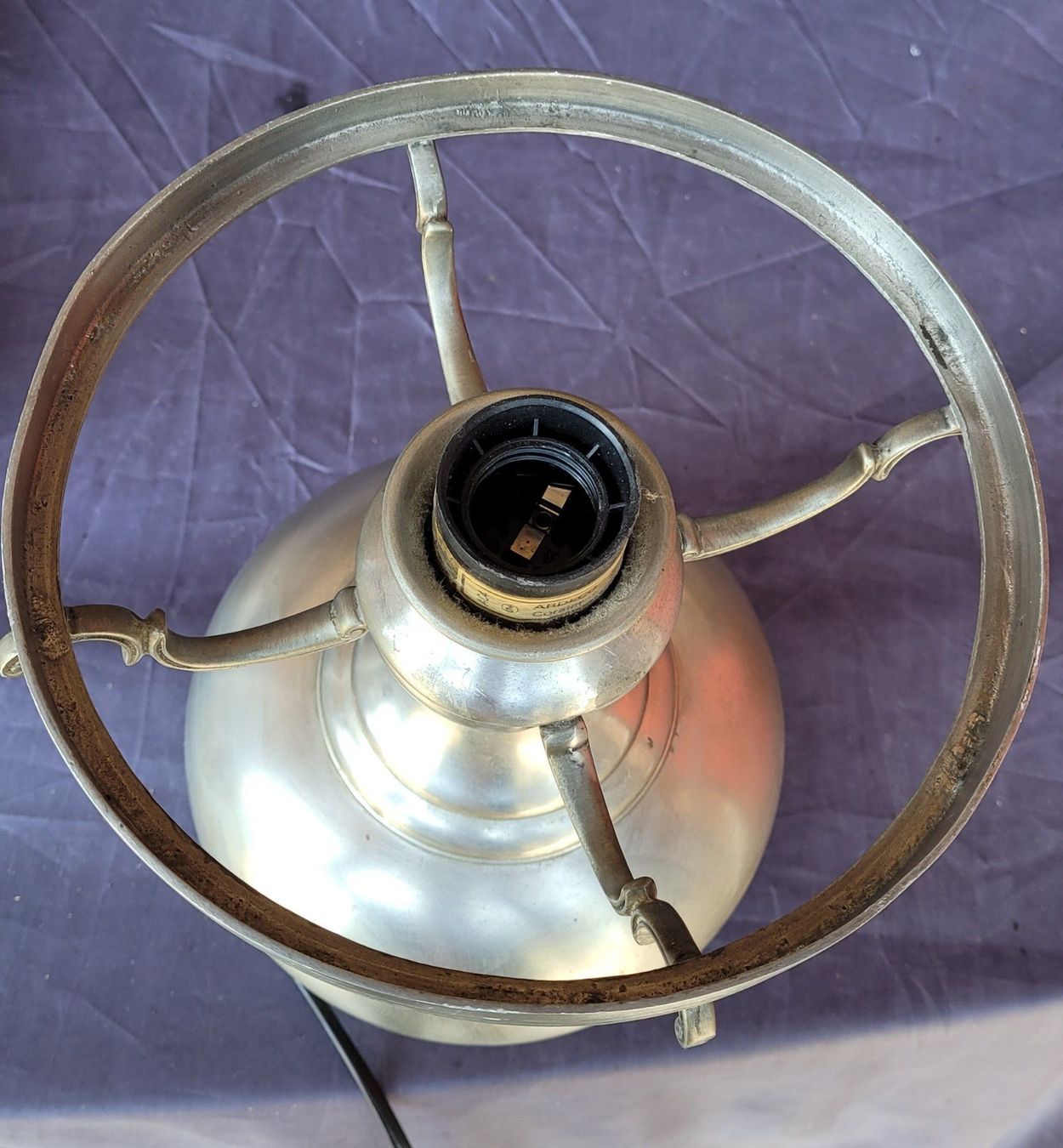 Lampade: Antike Zinnlampe – Usato da Thun venduto da Engel114 5