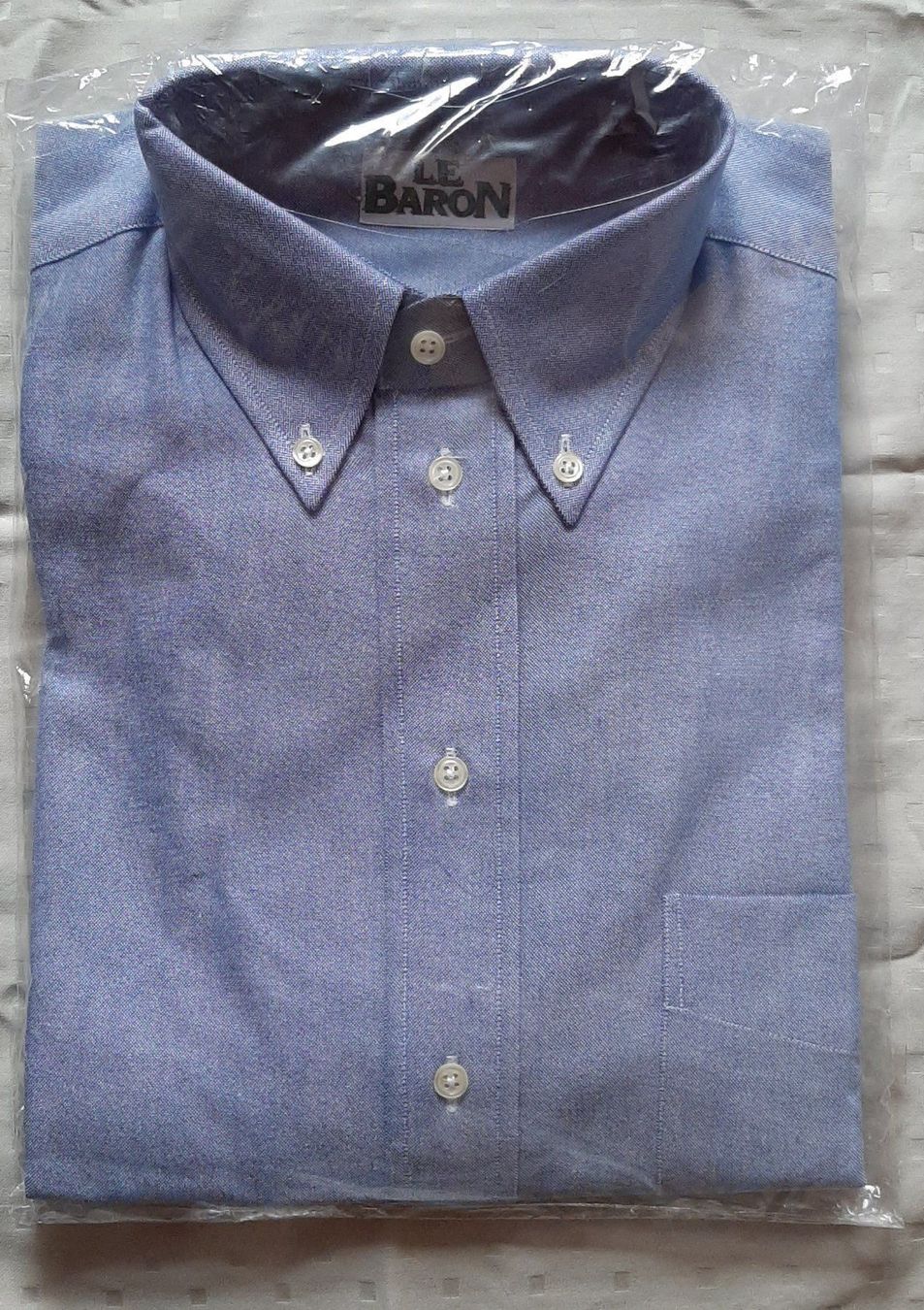 Camicie: Chemise le Baron – Nuovo e nell'imballaggio originale da Botyre (Ayent) venduto da Viperine