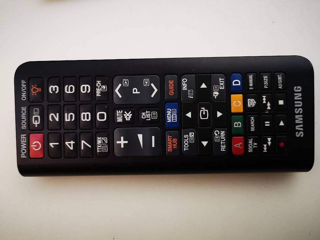 Fernbedienungen: Samsung Qwerty Remote RMC-QTD1 – Gebraucht aus Monnaz von sdmt016