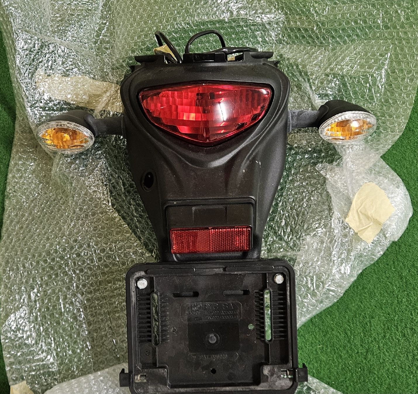 Suzuki Tutti i ricambio per moto: Suzuki Gladius SFV 650 A Heckteil – Usato da Ilanz venduto da Rossi08