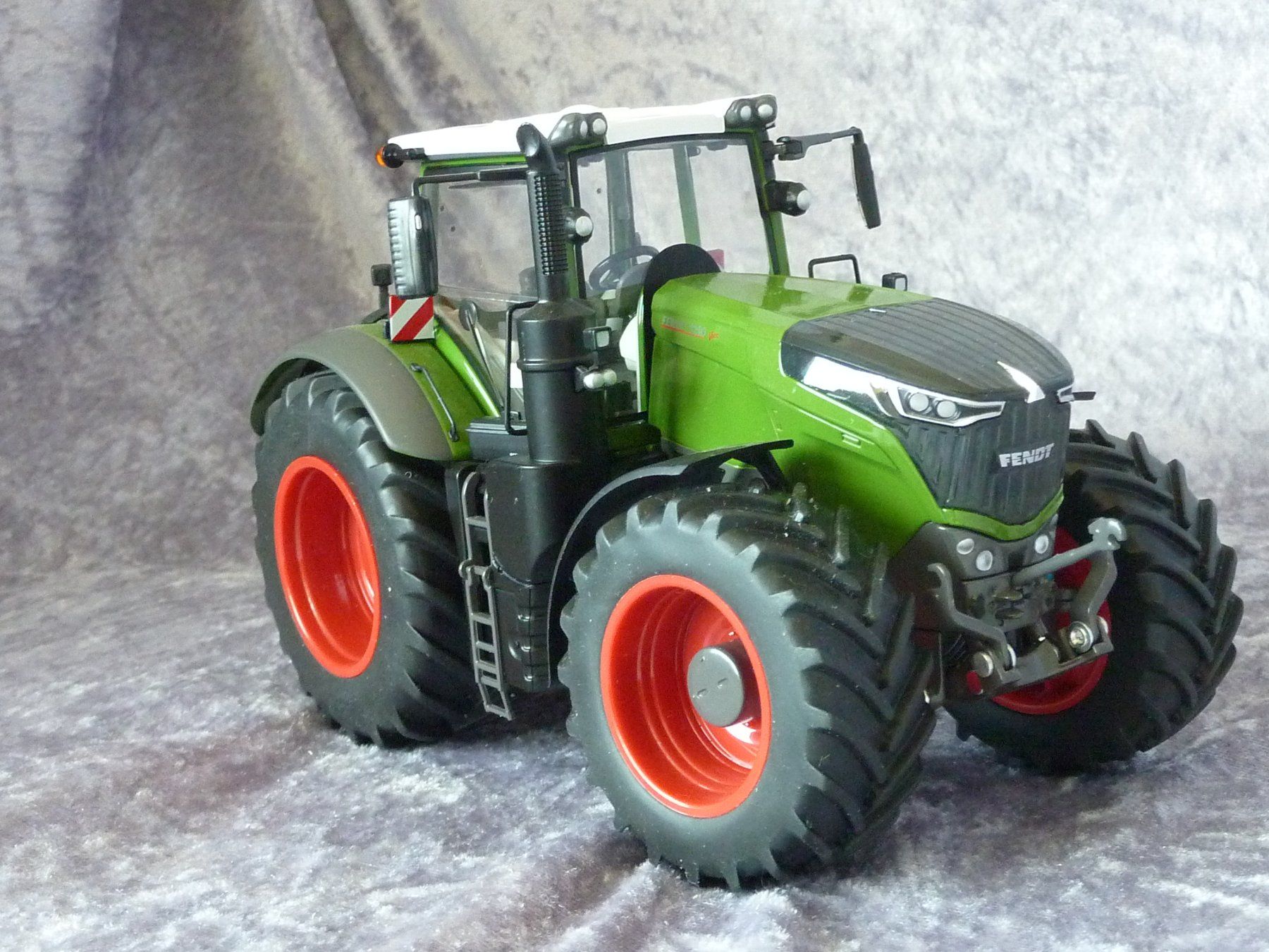 Wiking Kit di modellismo & Modellini statici: Fendt 1050 Vario 1:32 – Nuovo (secondo la descrizione) da Dürrenäsch venduto da modellautos4you 5