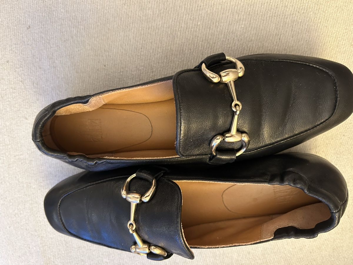 Damenschuhe: Billibi, mocassin cuir avec boucle dorée, noir, pointure 38, – Gebraucht aus Lausanne von lavirgule 1