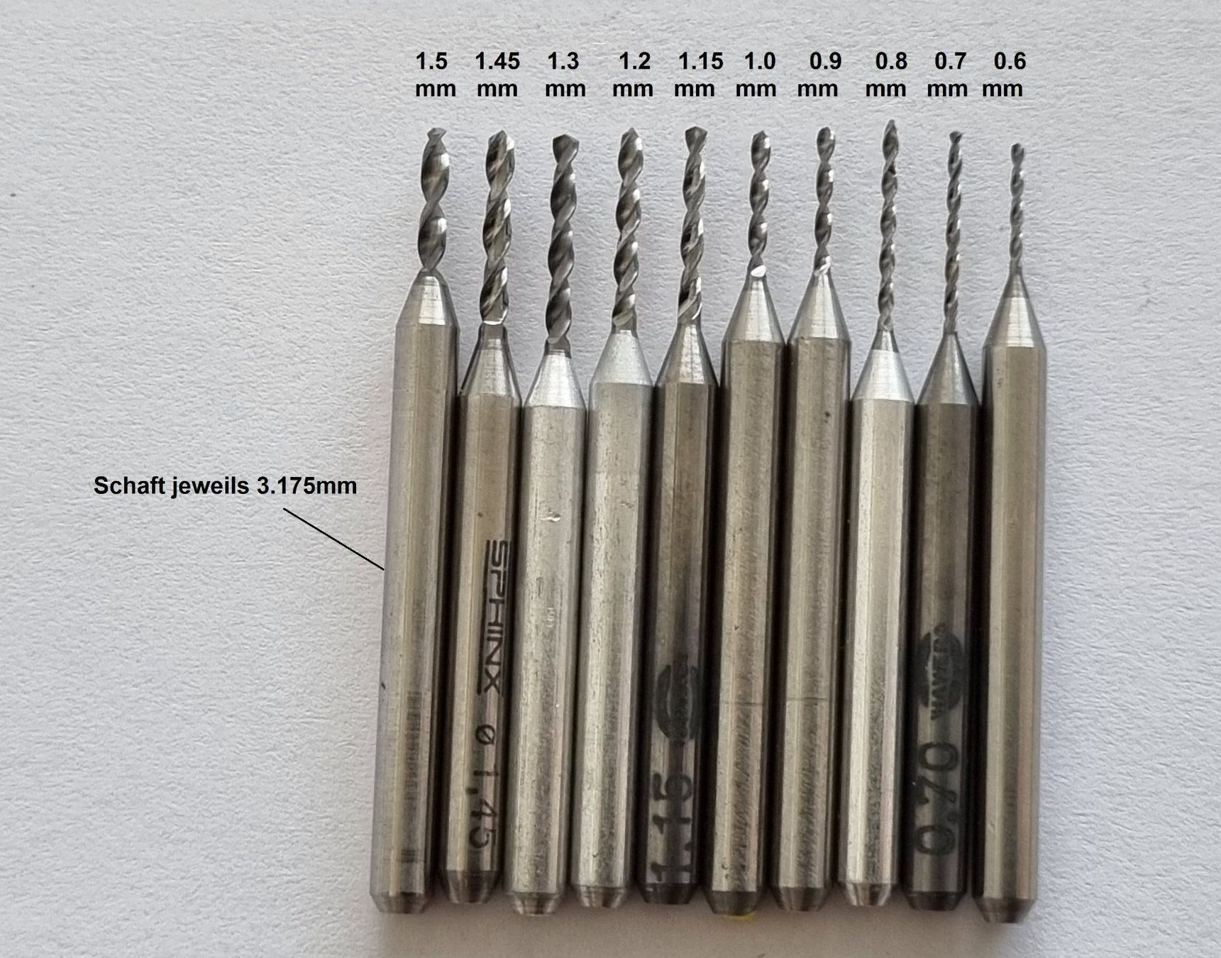 Tutti gli attrezzi: PCB Spiralbohrer 0.9mm (3.175mm Schaft) – Nuovo (secondo la descrizione) da Sursee venduto da thjentzsch 2