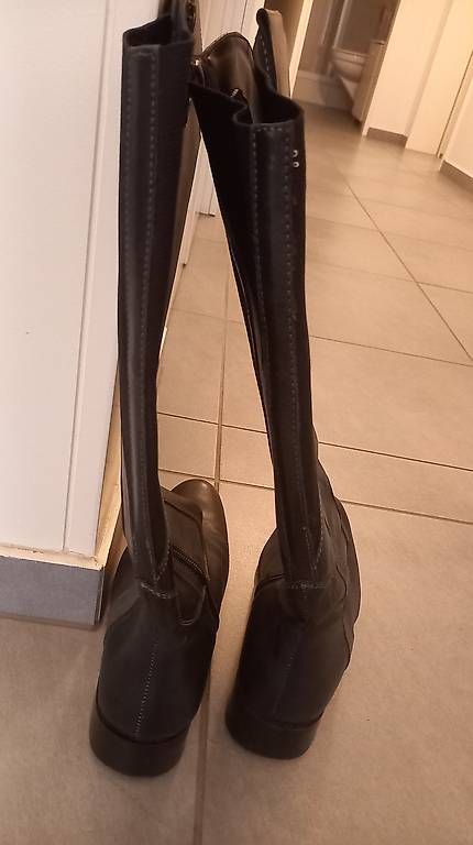 Damenschuhe: Weitschaftsstiefel Grau Grösse 38 – Gebraucht aus Allschwil von Camy061 2