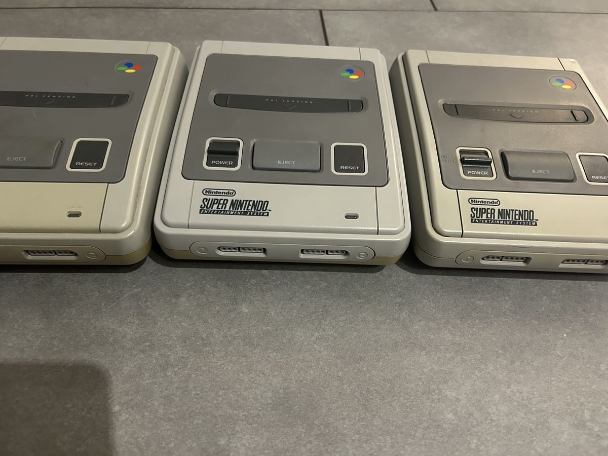 Nintendo Konsolen: Snes konsole mit Pixel Fehler  – Defekt aus Oftringen von Breza22 2