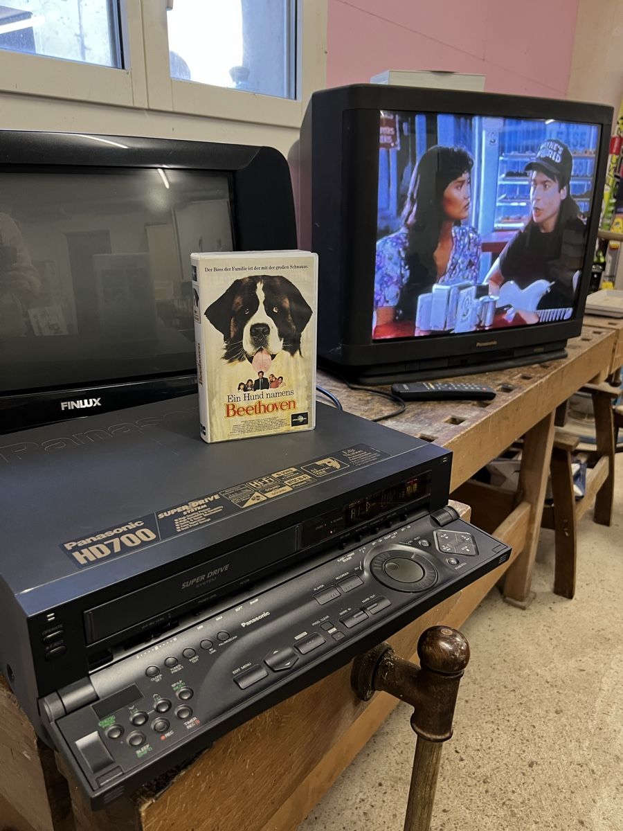 Panasonic Registratori: VHS-Videorecorder NV-HS700 von PANASONIC – Usato da Schongau venduto da Retro_Shop 6