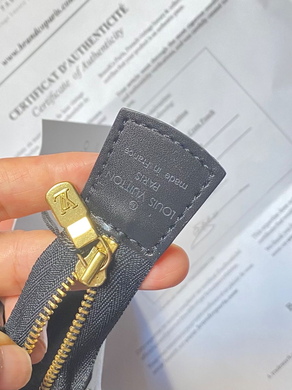 Louis Vuitton Custodie per cosmetici: Louis Vuitton Trousse Crete Epi – Nuovo (secondo la descrizione) da Denges venduto da Tine88 3