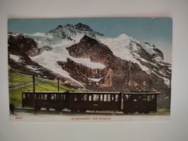 Jungfraubahn und Jungfrau mit Zug