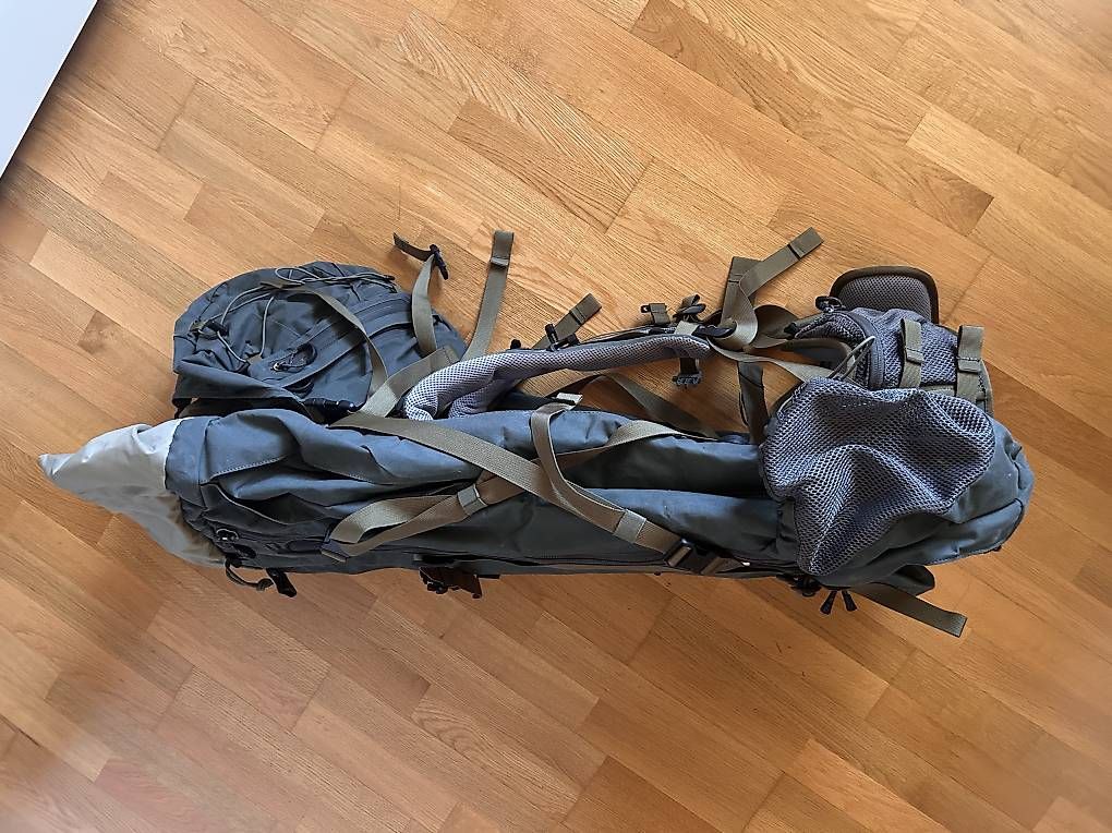 Fjällräven Sacs à dos: FJÄLLRÄVEN KAJKA 85 - Backpacking Rucksack – D'occasion à Innertkirchen par Rockshox5 2