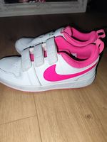 Nike Schuhe gr. 39