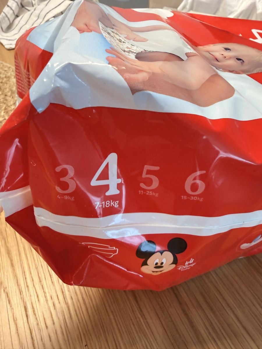 Huggies Secchi per pannolini & Pannolini: 12 Stk. Huggies Little Movers Gr. 4 Windeln – Nuovo (secondo la descrizione) da Sargans venduto da ThoWes 2