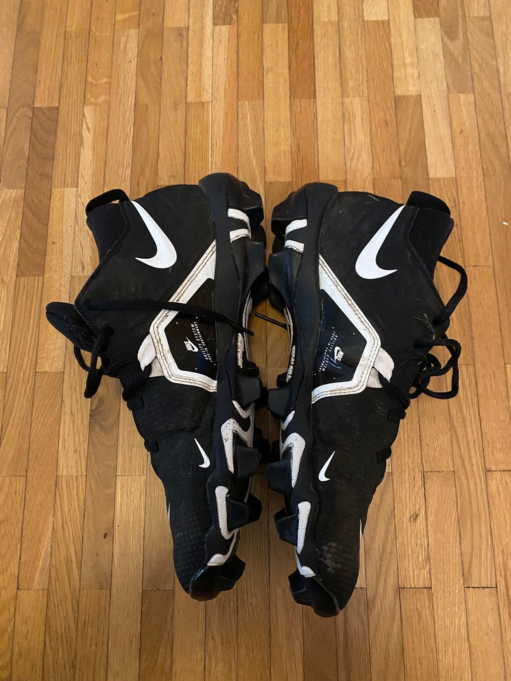 Scarpe da uomo: Footballschuhe ALPHA Grösse 42.5 – Usato da Zürich venduto da Suzanita 3