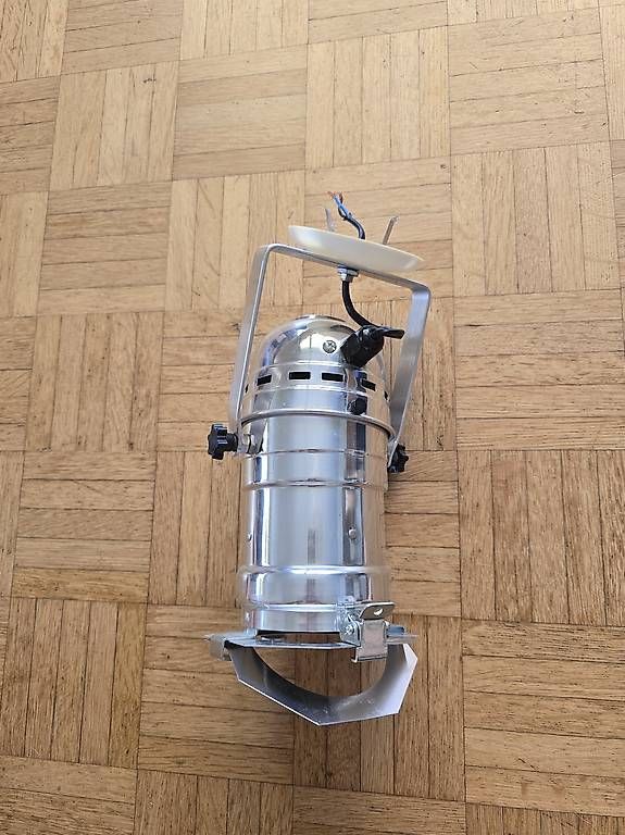 Lampen: Theater Scheinwerfer – Gebraucht aus Zürich von christiantim9562 1