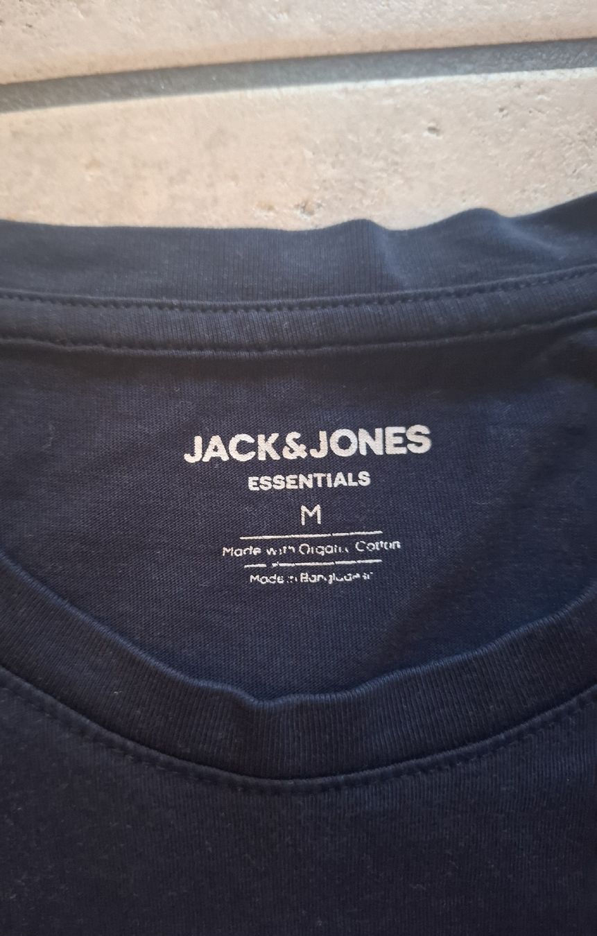 Jack & Jones T-shirt: T-Shirt Gr. M, Jack & Jones, schwarz – Usato da Urtenen-Schönbühl venduto da nerdgirl 1