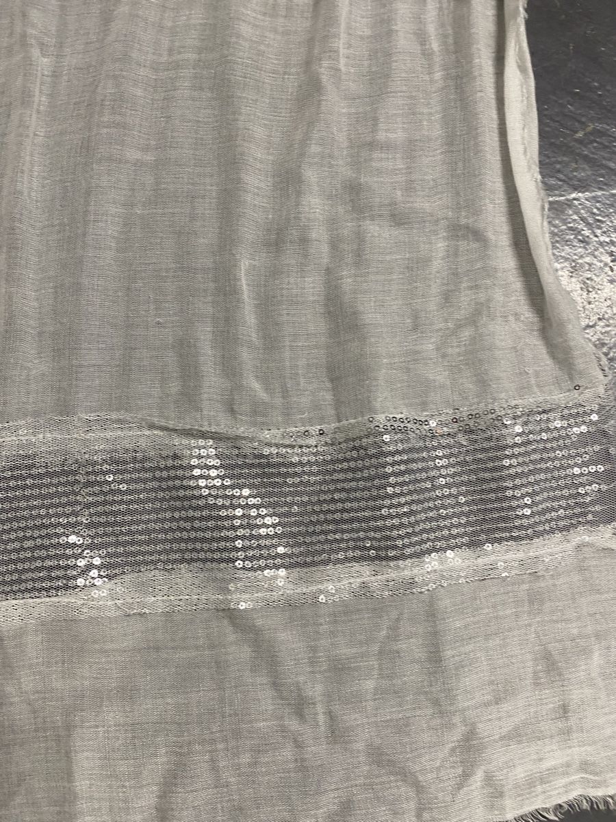 Foulard & Sciarpe: Grosser festlicher Schal – Usato da Biel-Benken BL venduto da PANORMUS 3