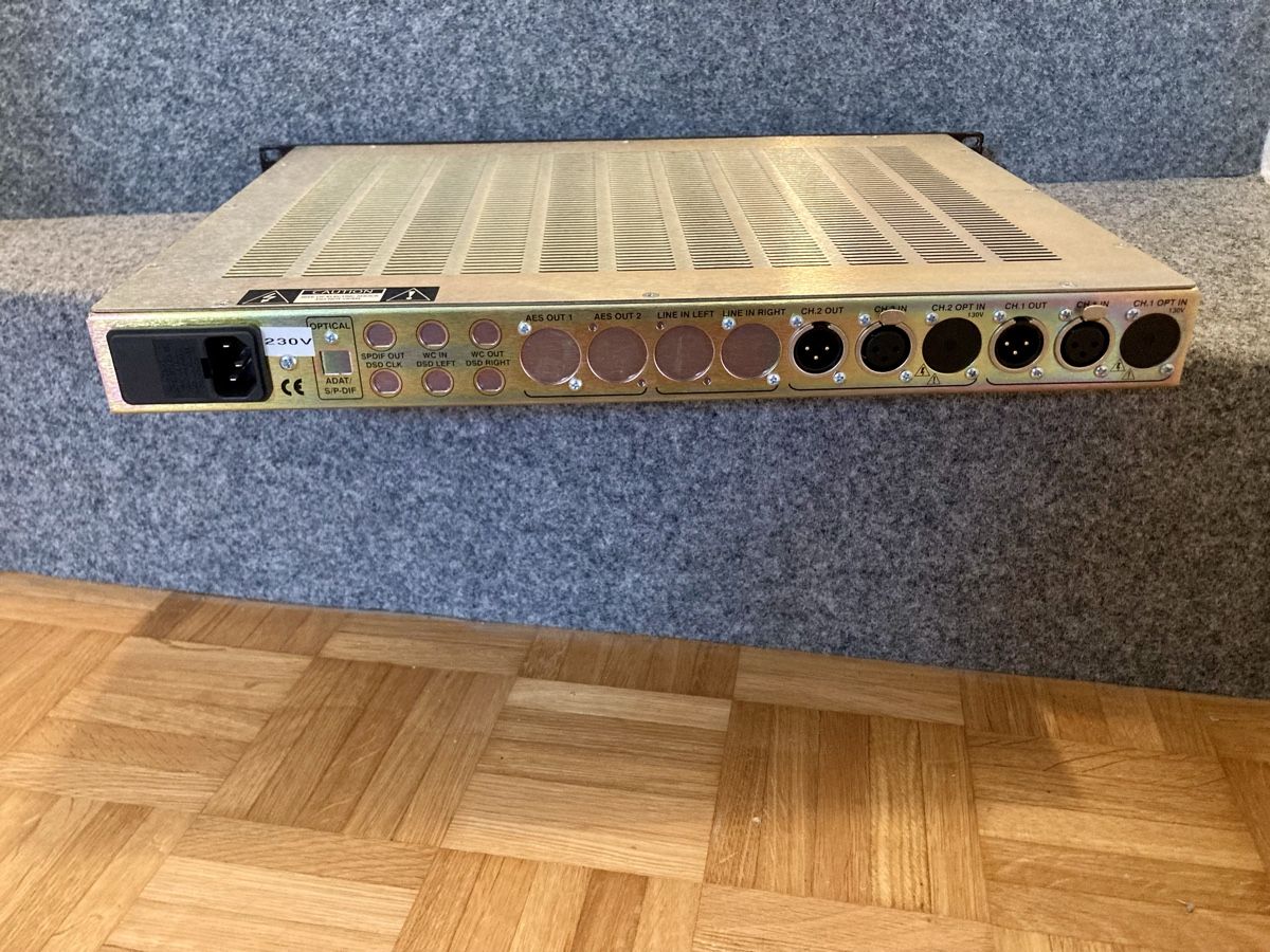 Strumenti musicali: Millennia HV-3C Preamp – Usato da Glattfelden venduto da Pedals 4