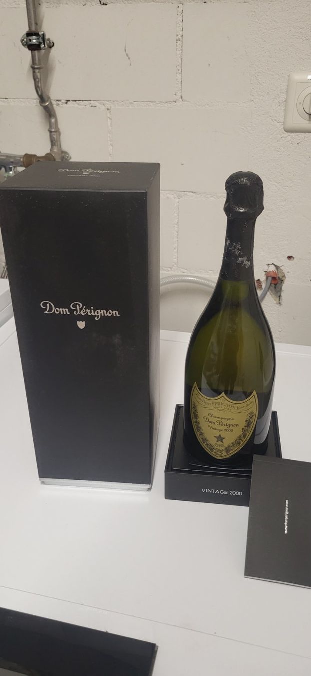 Wein: Dom Pèrignon Vintage 2000 – Gebraucht aus Küsnacht ZH von Nehaj