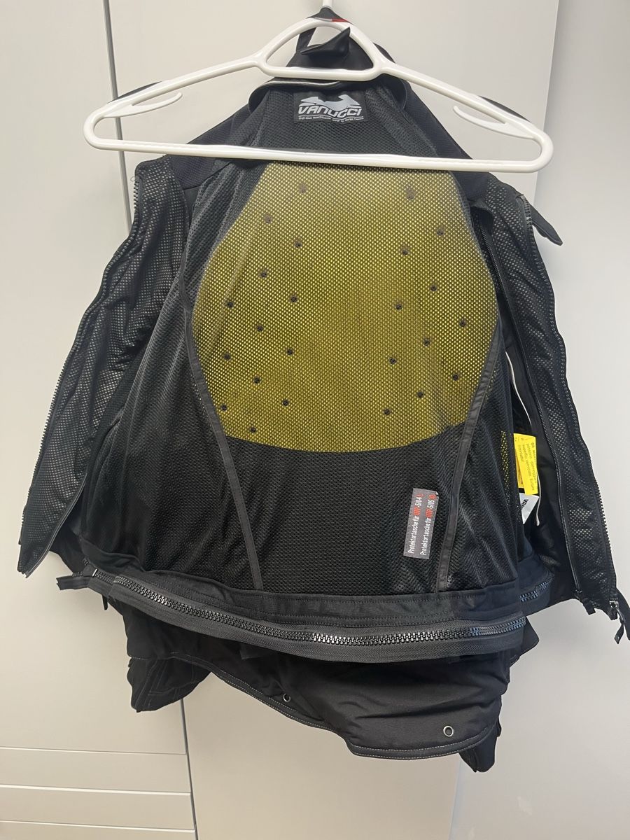 Vanucci Giacche: Vanucci Motorradjacke Gr. 52 Schwarz Neu!!! – Nuovo e nell'imballaggio originale da Rorschacherberg venduto da zse_r8tz 5
