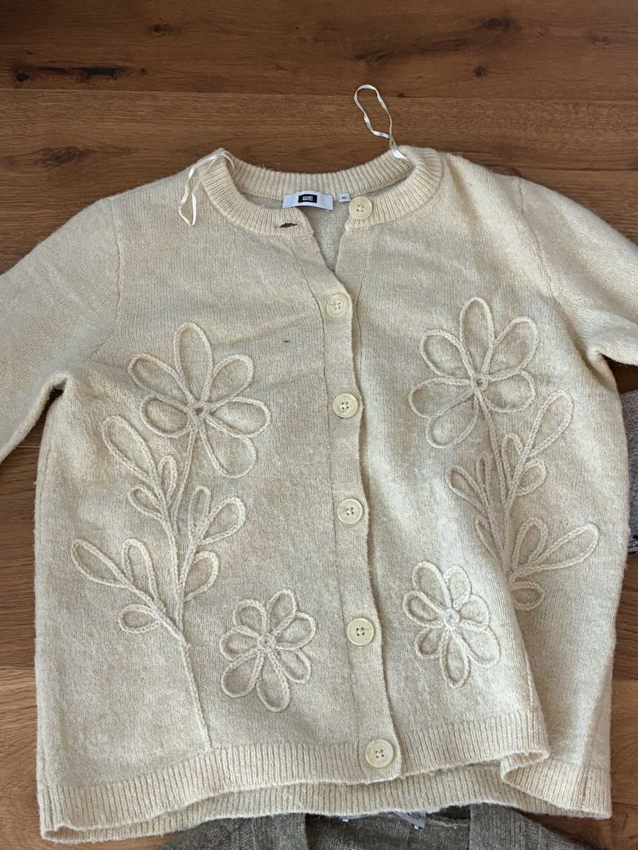 Kleiderpakete: 4 Pullover und Strickjacken Damen – Gebraucht aus Wangen SZ von el_paso08 4