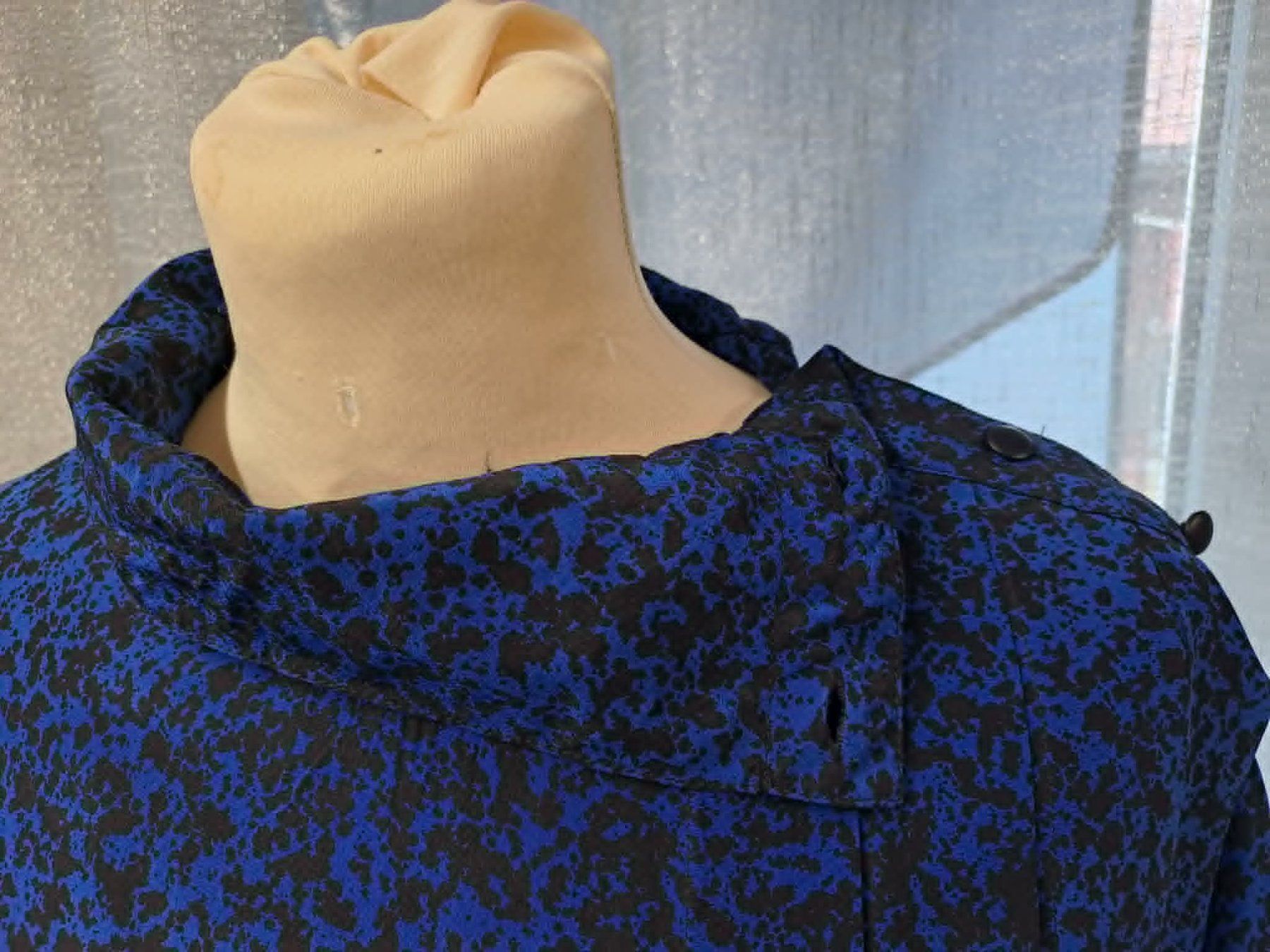 Vestiti: Robe Christian Dior – Usato da La Chaux-de-Fonds venduto da Emmaus2300CDF 4