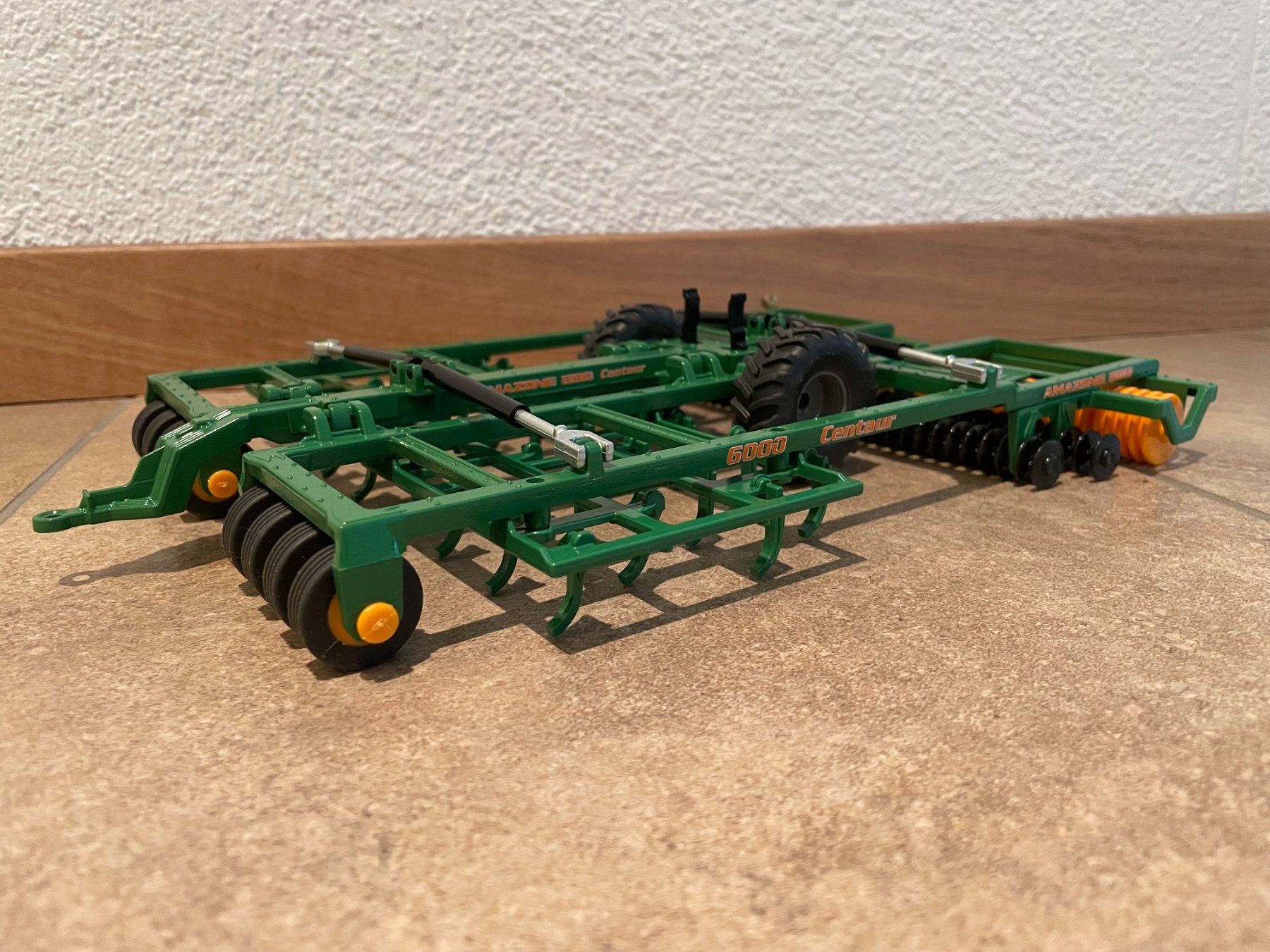 Amazone Alle Maschinen: SIKU Amazone Centaur 6000 – Neu und originalverpackt aus Kreuzlingen von Stefan1150