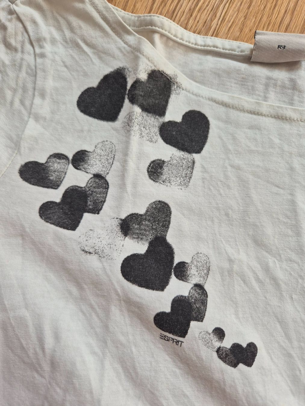 Esprit T-shirts: Weisses T-Shirt "Esprit" (Gr. M) – D'occasion à Gams par federli29 2