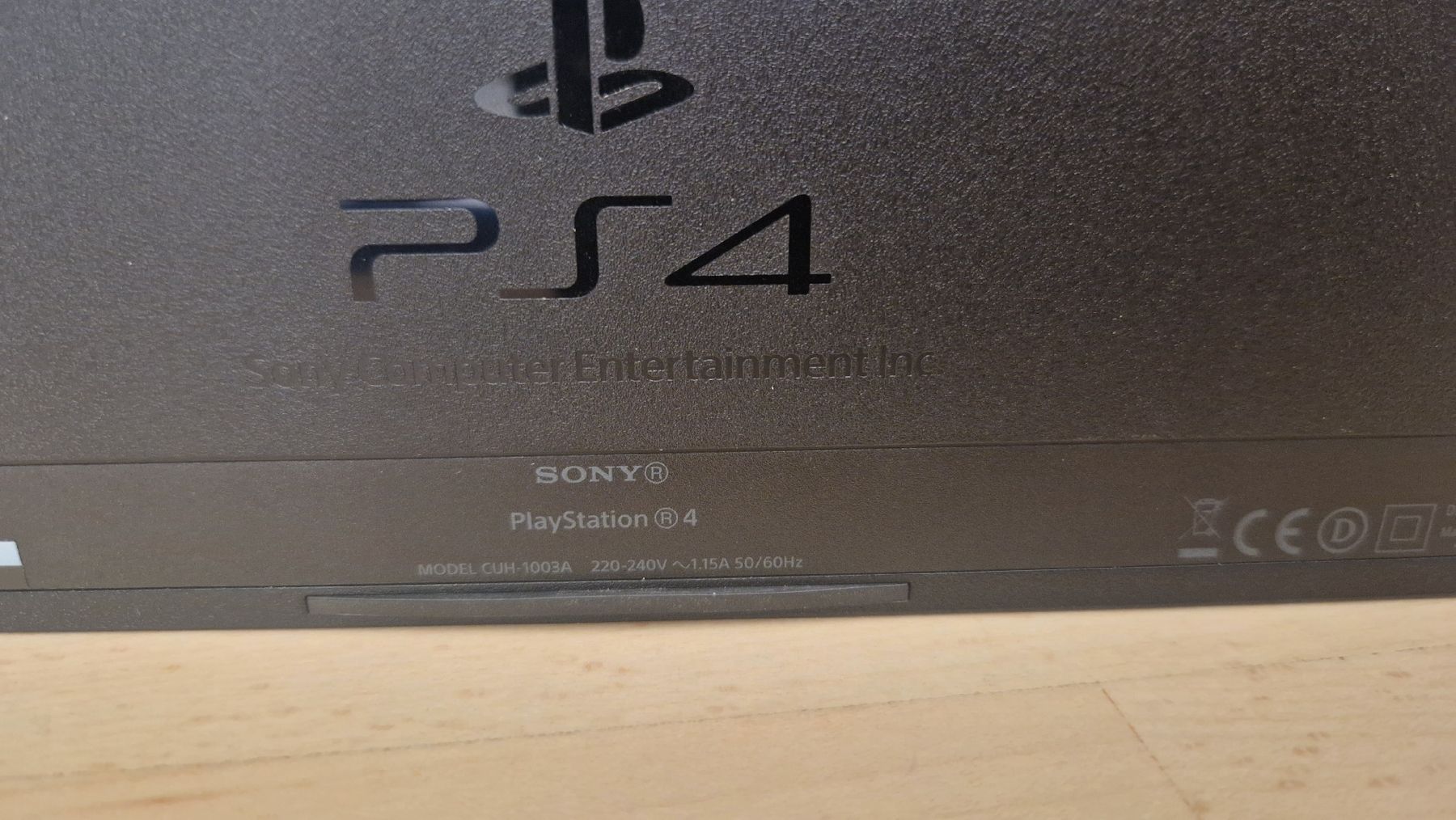 Sony Console: PlayStation 4 |500GB | CUH-1003A | +3 Controller | +4 Games – Usato da Neuenkirch venduto da B.-S. 1