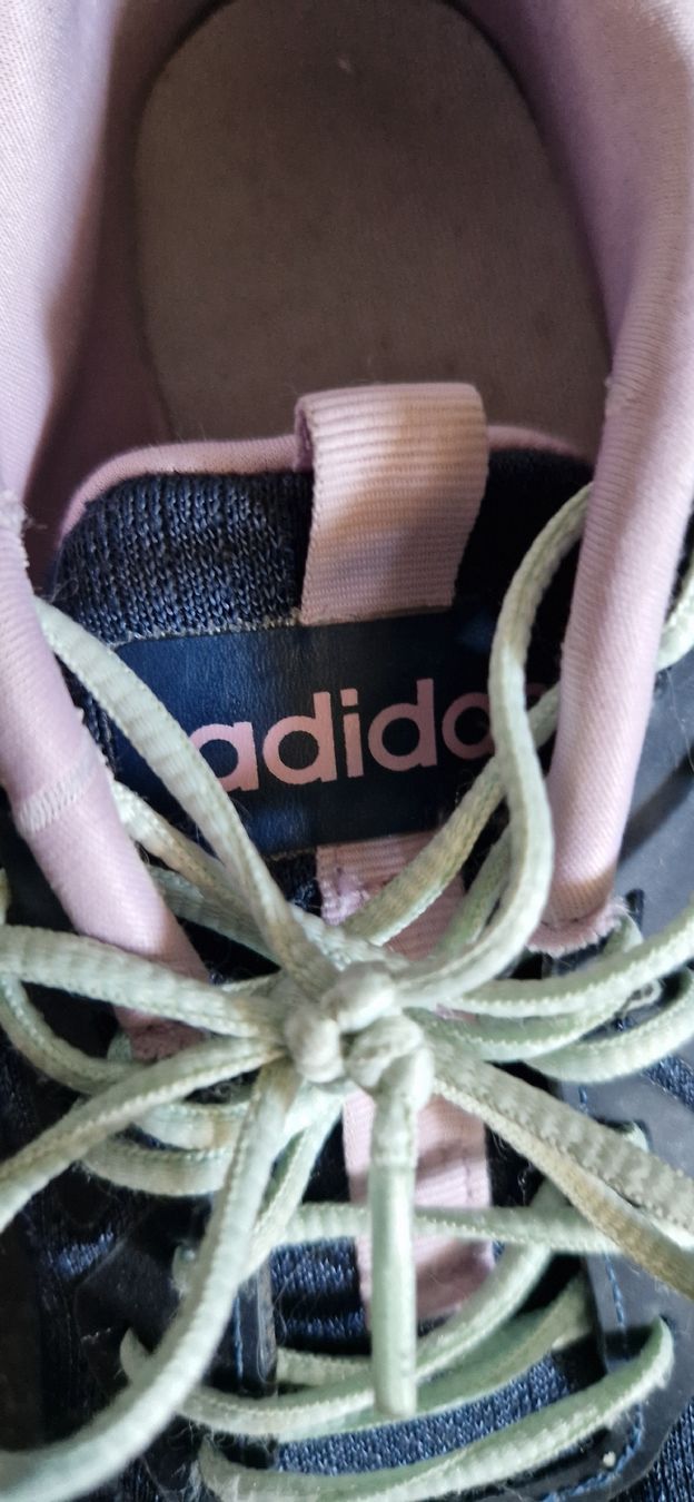 Adidas Damenschuhe: Adidas Sneakers in Gr.40 – Gebraucht aus Grosswangen von iranki80 3