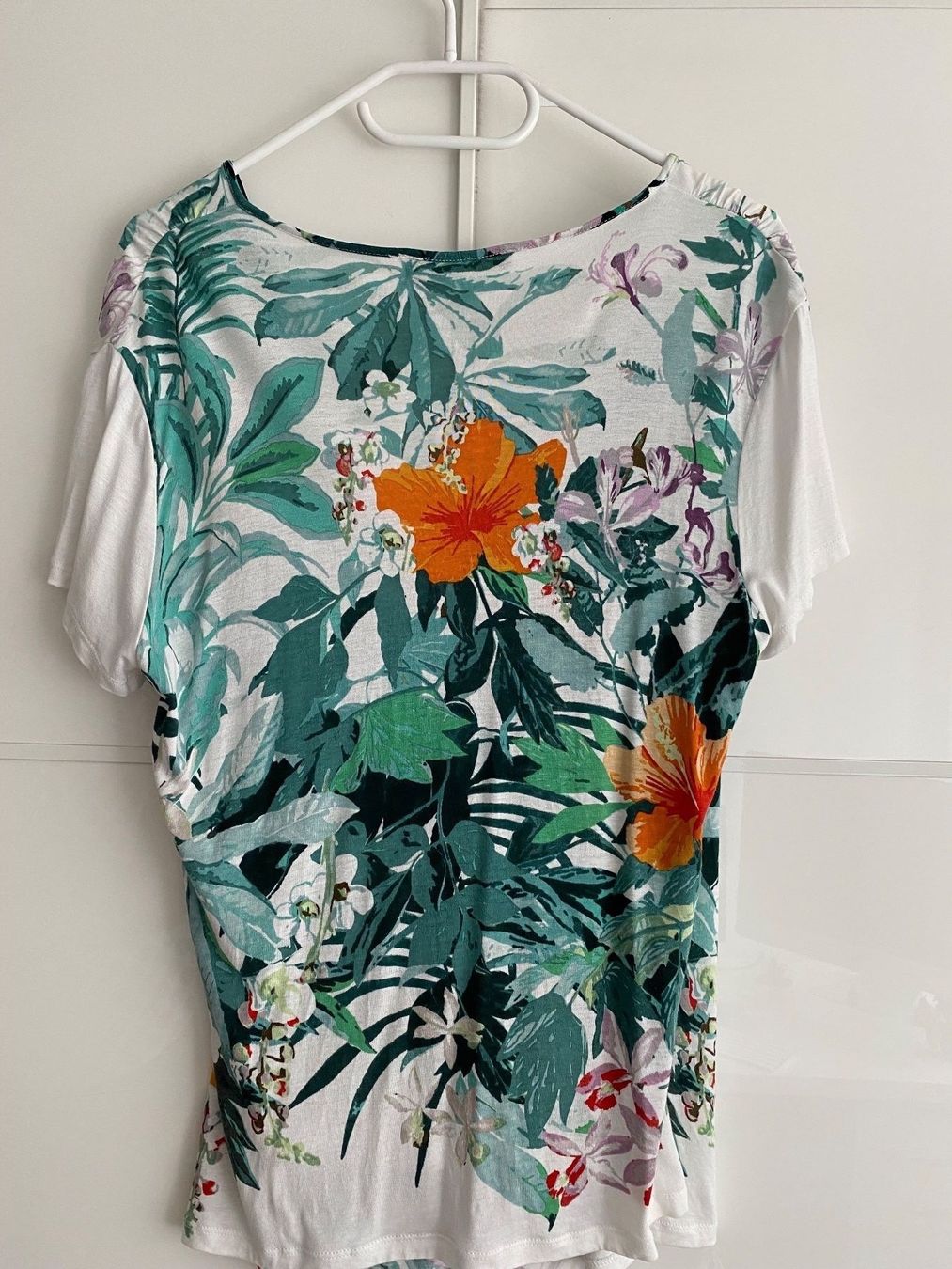 Max Mara T-shirt: Max Mara T-Shirt, Grösse 40 – Usato da Winterthur venduto da marisole4 2
