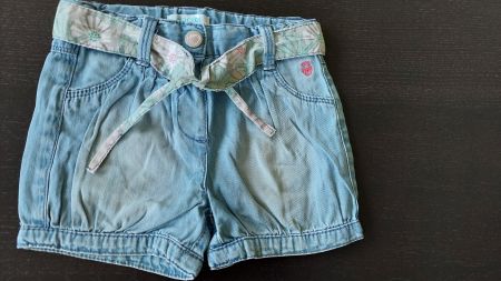 Kurze Jeans Hose von Obaibi Grösse 80