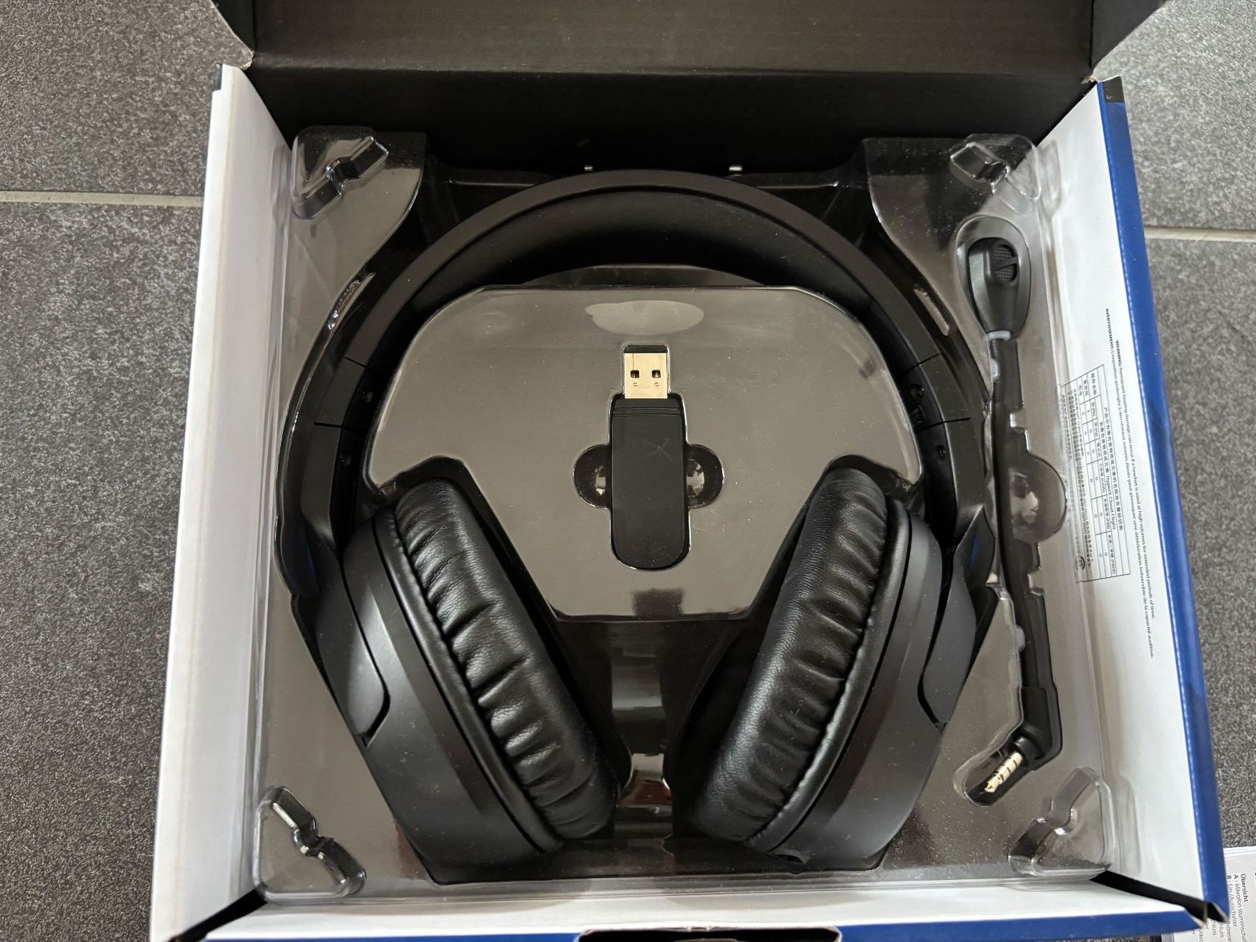 Hyperx Casques audio: HyperX Cloud Flight Wireless Kopfhörer – D'occasion à Stalden (Sarnen) par Jakisa 1