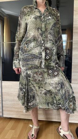 Chemise et jupe Cavita ensemble imprimé taille XL comme neuf