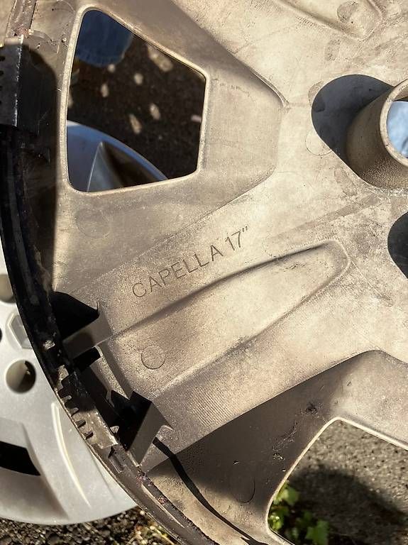 Cerchioni: Stahlfelgen 17'' + Radkappen Renault – Usato da St. Gallen venduto da czucio 2