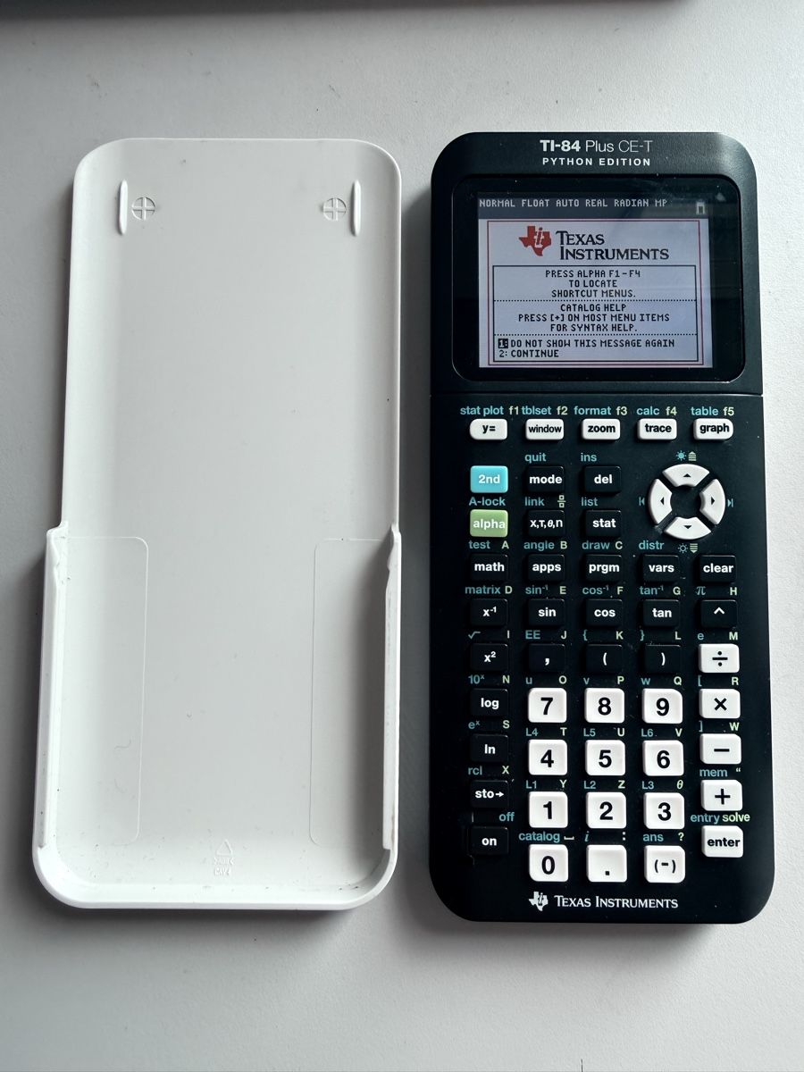 Texas Instruments Calcolatrici tascabili: Texas Instruments TI-84 Plus CE-T Python Edition – Usato da Oberwil BL venduto da dur_c9mp 6