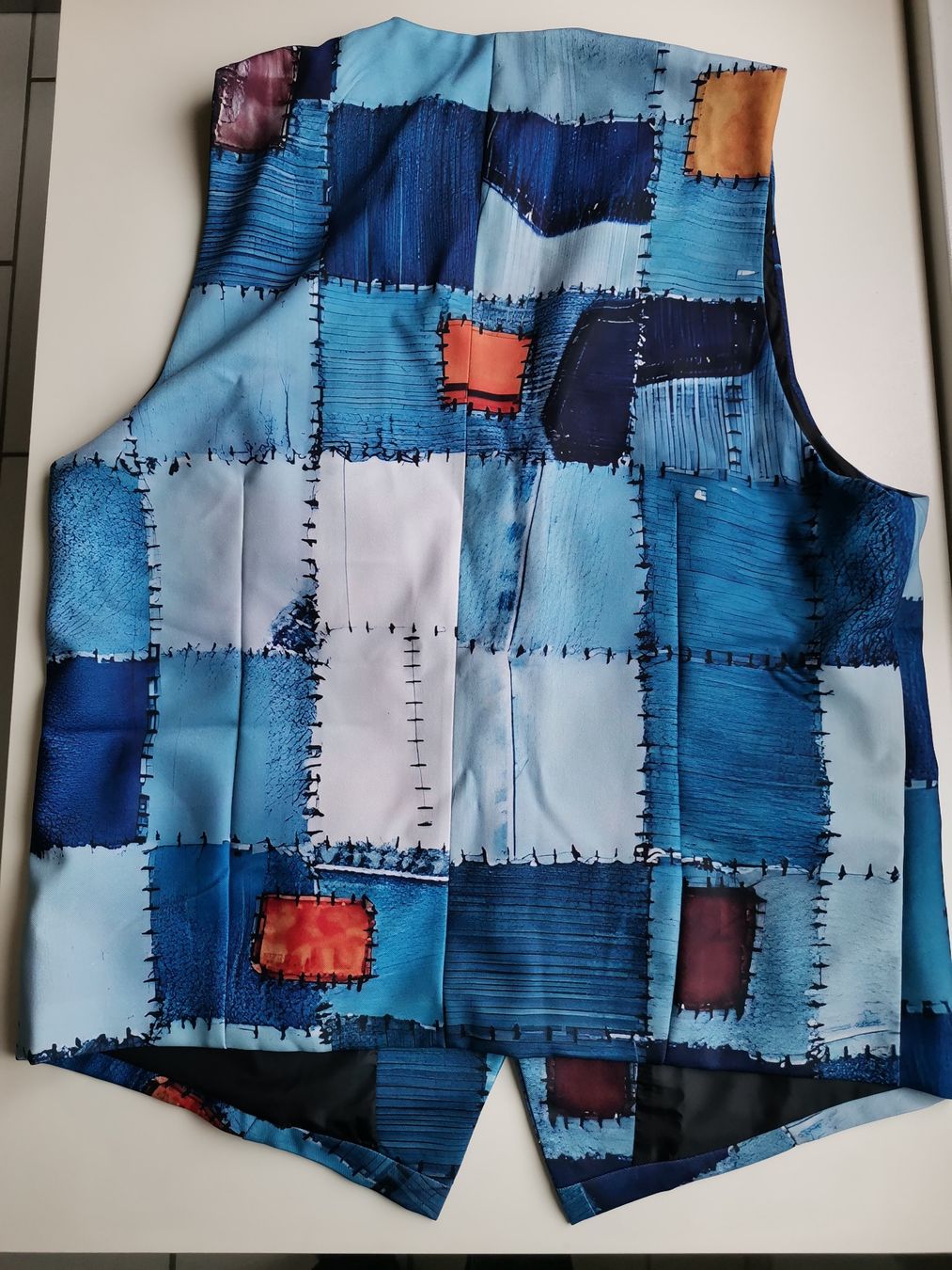 Gilet & Giacche: Herren-Gilet / Patchwork-Stil/ Gr.XXL /NEU! – Nuovo (secondo la descrizione) da Luzern venduto da adonairo 1