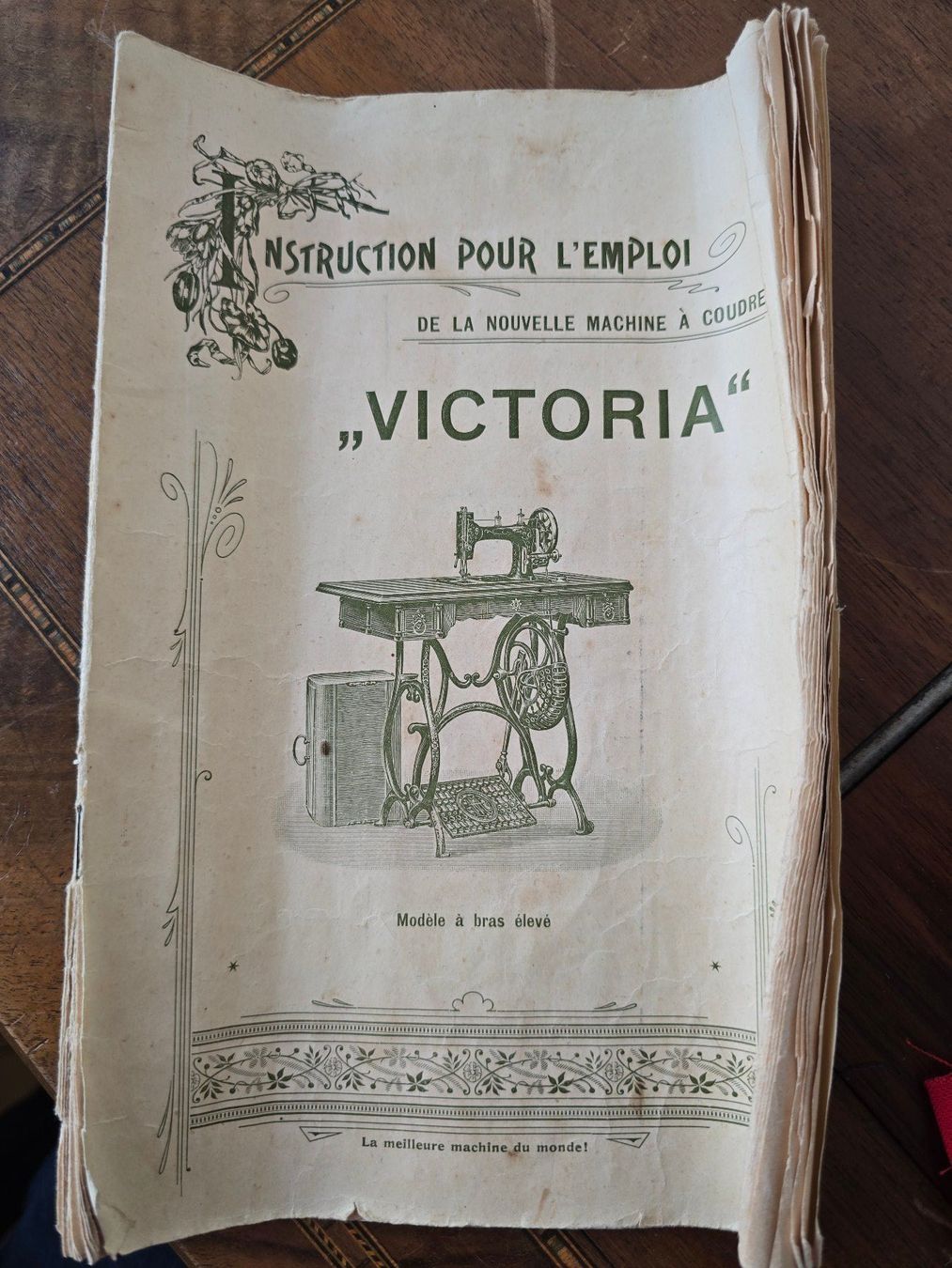 Victoria Macchine da cucire: Machine à coudre "Original Victoria", avec mode d'emploi – Usato da Genève venduto da ism_k9ln 6