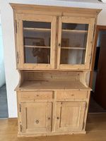 Altes Bündner Buffet aus Massivholz restauriert