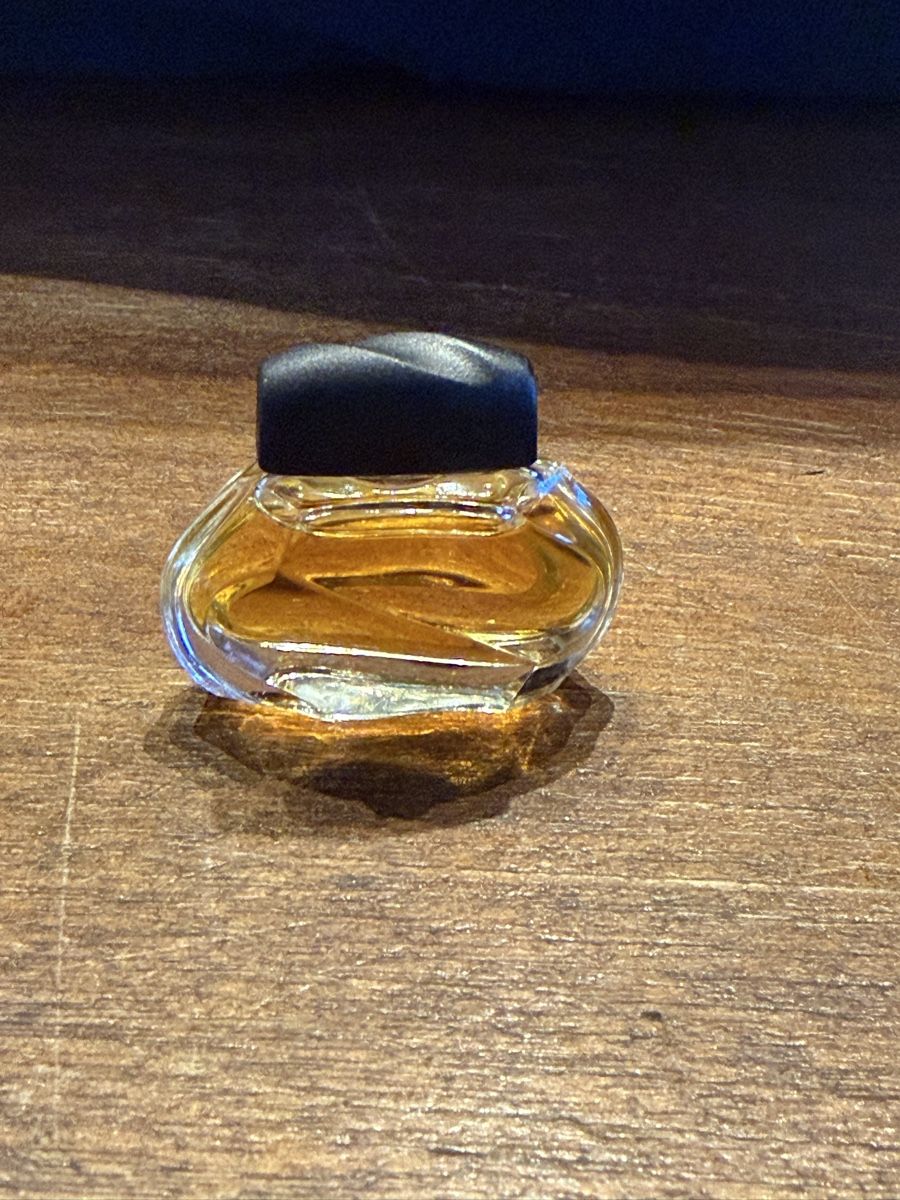 Estée Lauder Profumi & Eau de Toilette: Estée Lauder Knowing Eau de Parfum 3.5ml flacon – Nuovo (secondo la descrizione) da fey venduto da Caductilometre