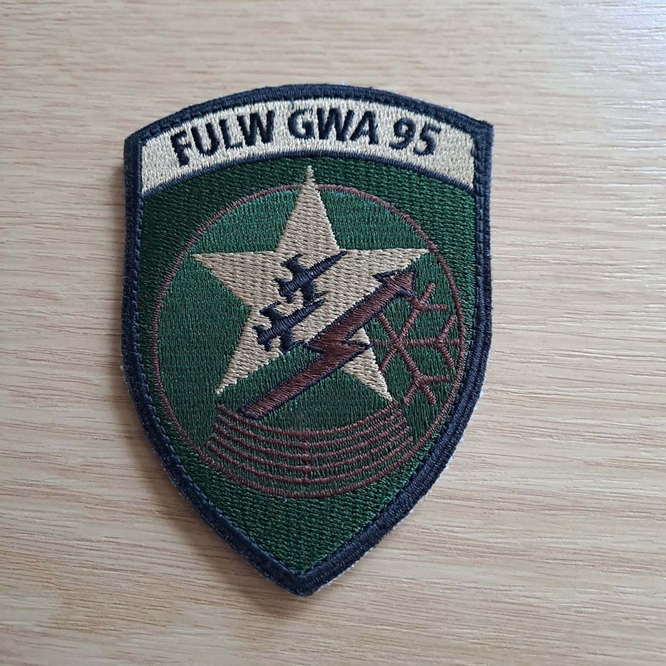 Schweizer Armee Placchette & Badge: FULW GWA 95 – Nuovo (secondo la descrizione) da Gipf-Oberfrick venduto da Mig_29