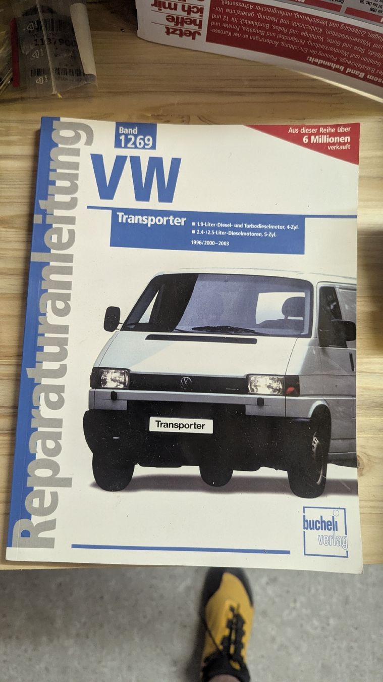 Volkswagen Tutti pezzi di ricambio auto: VW T4 Transporterteile & Anleitungen – Usato da Altdorf UR venduto da L.Ziegler 7