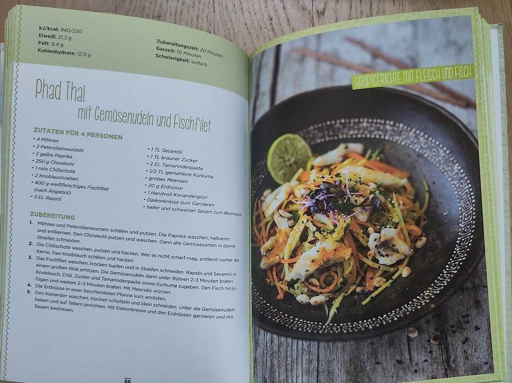 Livres: Kochbuch: Low Carb Gemüsenudeln – D'occasion à Winterthur par Lisa123456789 3