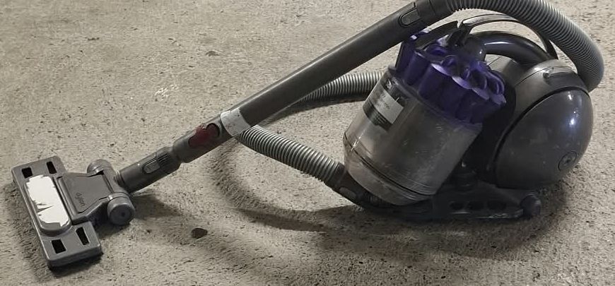 Dyson Aspirapolveri & Accessori: Staubsauger Dyson beutellos gebraucht – Usato da Wettingen venduto da AM-04